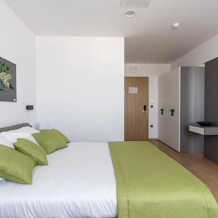 Hostel Green-3
